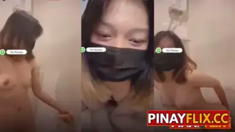 Dinikit Ang Laruan sa Pader