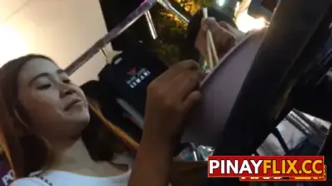 Nilibre Muna ng Pares Mami Bago Bigyan ng Sarsa
