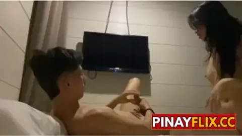 Isang Hangal Ang Sumira sa Kanyang Dangal