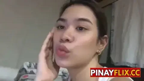Sa Unan na Malambot Kiniskis Ang Talulot