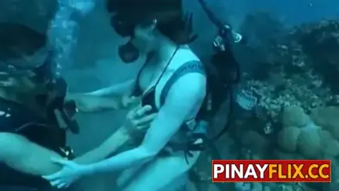 Scuba Diving na May Pagmamahal
