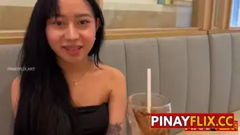 Isang Caramel Macchiato Muna Bago Pasukan ng Troso