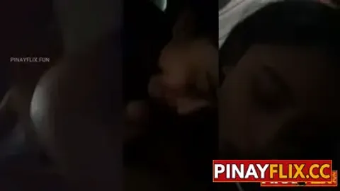 Kinantahan ni Megan Ang Mikropono ni Regan