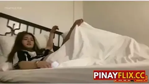 Handa Na Siyang Matulog Ngunit May Halimaw na Nagtatago sa Ilalim ng Kumot